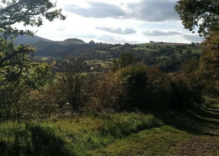 Farm stay La Baronnerie Saint-Marc-d'Ouilly