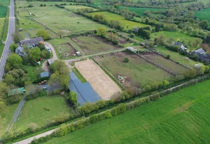 בית חווה La Baronnerie *