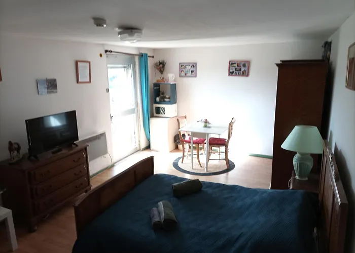 Farm stay La Baronnerie Saint-Marc-d'Ouilly